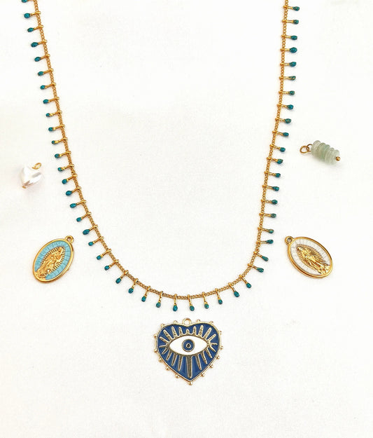 ✨ Créez un bijou qui vous ressemble

Exprimez votre histoire, vos émotions ou vos liens précieux avec ce bijou pendentif personnalisable — un collier unique, façonné selon vos envies.

🔧 Personnalisation sur mesure

Parce que chaque personne est unique, ce bijou s'adapte entièrement à vous :

Choisissez la taille du collier : court, mi-long ou long, selon votre style et votre confort

Ajoutez le nombre de pampilles que vous souhaitez : une seule initiale ou un bouquet de symboles — chaque pampille représen