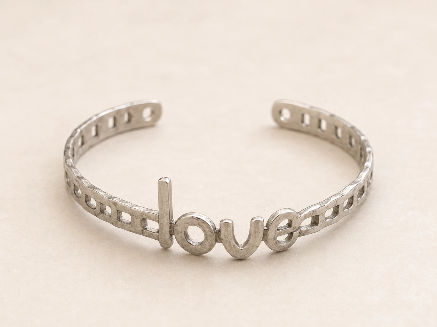 Bracelet jonc LOVE argenté en acier inoxydable pour femme