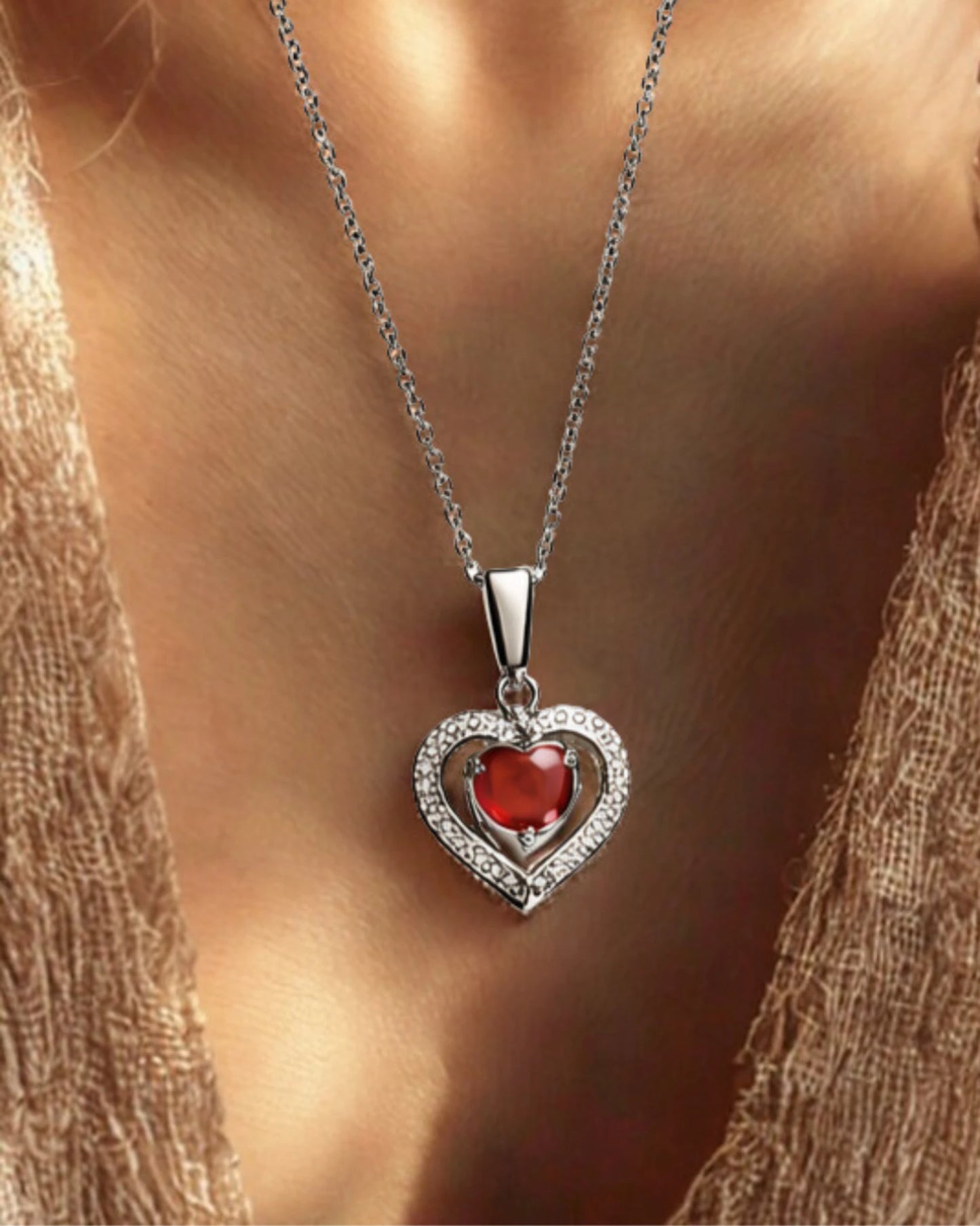collier cœur rouge en acier inoxydable argent – bijou romantique symbole d’amour et de passion.